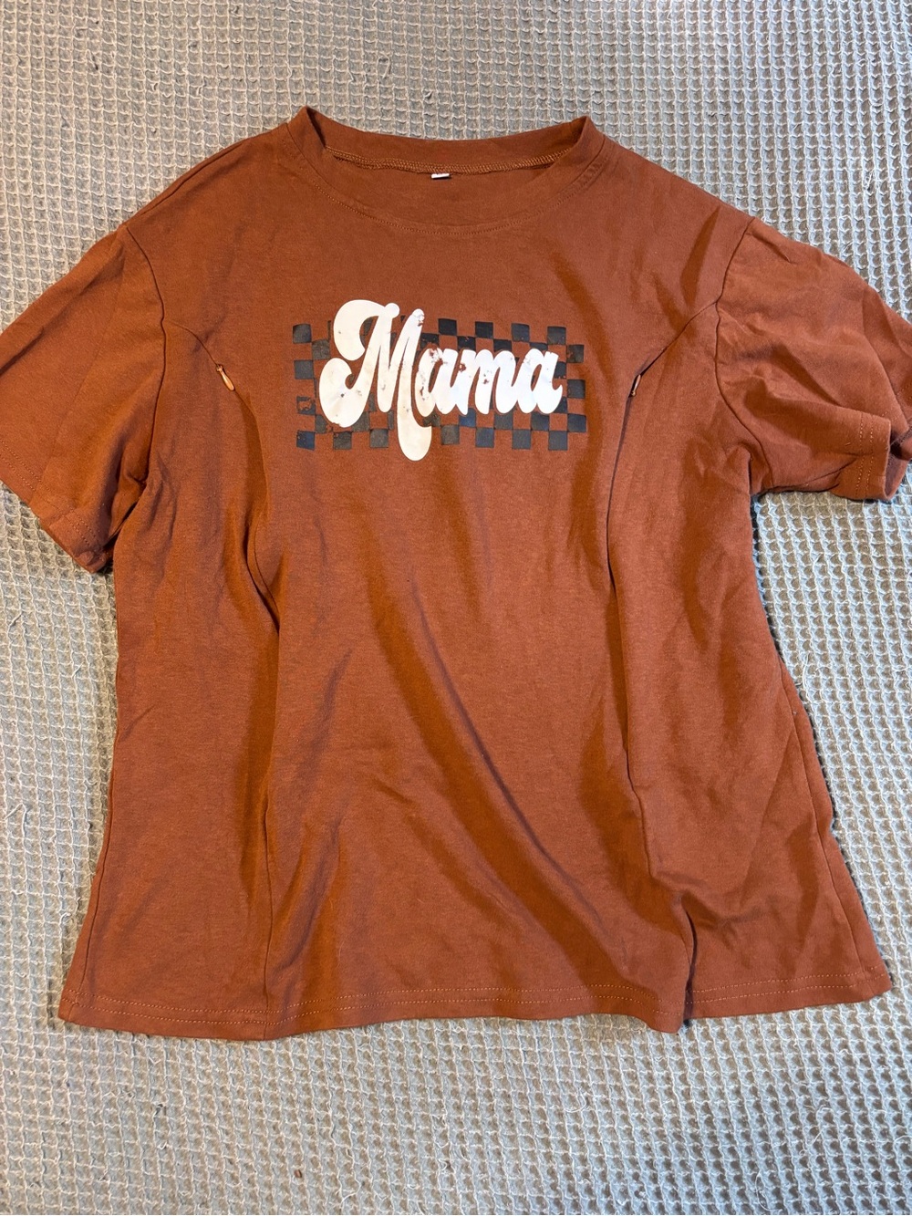 Mama Graphic Breastfeeding Tee
